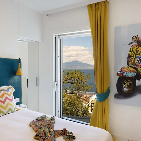 Coralia Sorrento